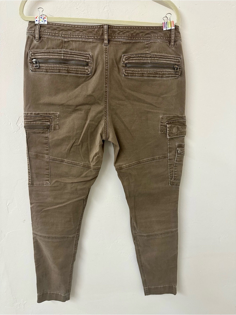 Polo by Ralph Lauren Cargo Pants in Olive Brown - Picture 5 of 8